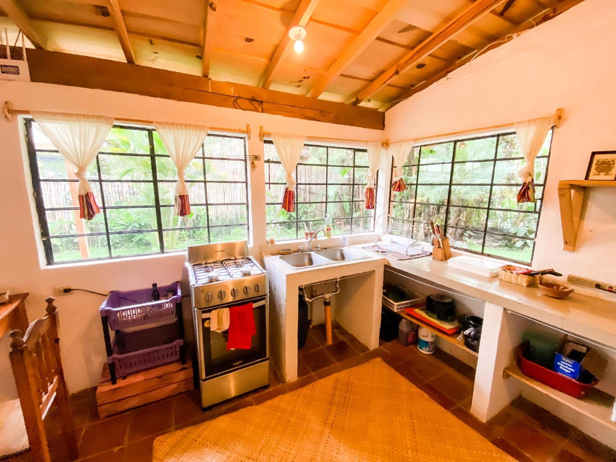 Unicorn Reborn - Peaceful Rentals San Marcos La Laguna Extérieur photo