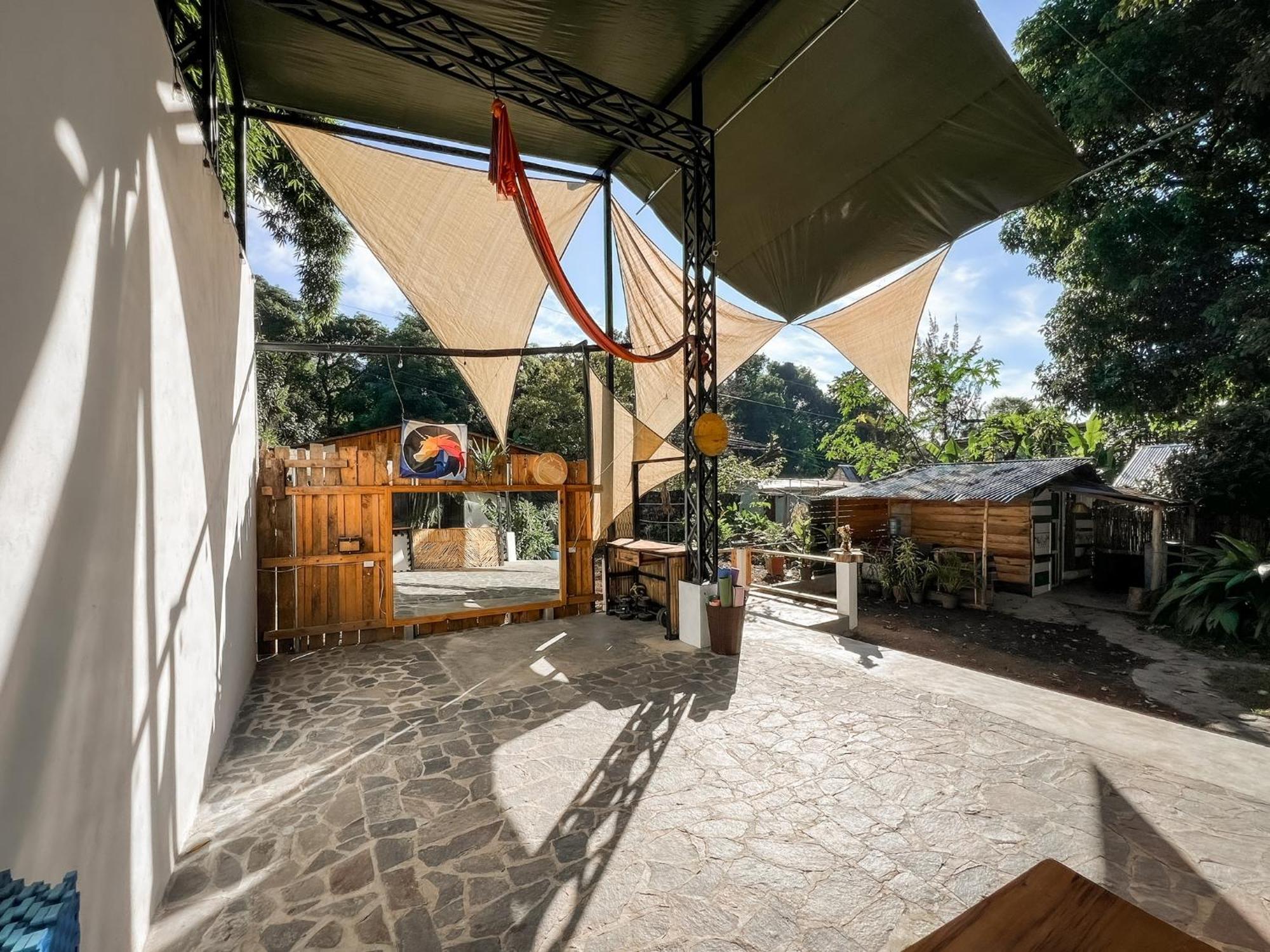 Unicorn Reborn - Peaceful Rentals San Marcos La Laguna Extérieur photo